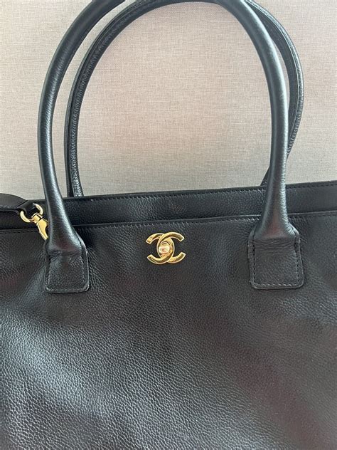 chanel black caviar cerf tote|Best 25+ Deals for Chanel Cerf Tote Bag .